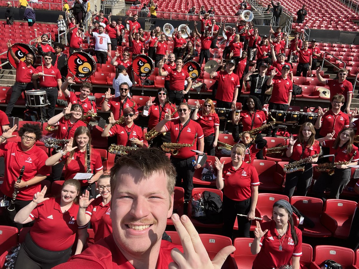 Mike___LaRoche's tweet photo. Glad to be back! #GoCards https://t.co/Wenrk2kMVK