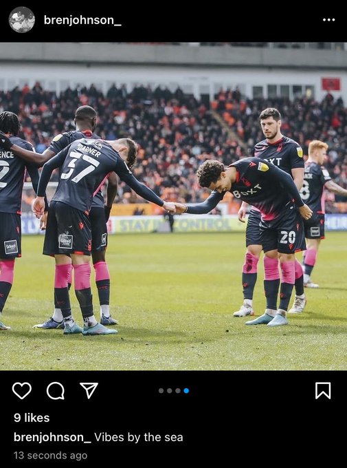 Jesus_Watch's tweet image. Robin Hood Robin Hood riding through the glen.