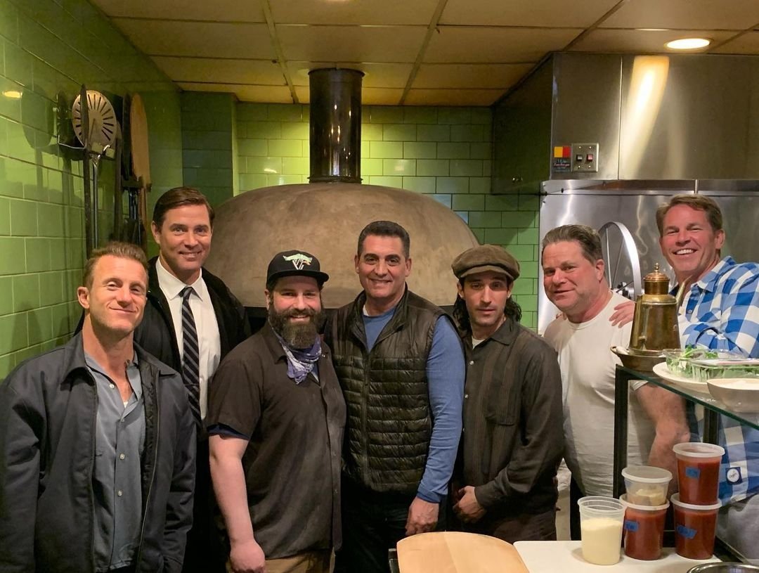 Alohaspaceman20's tweet photo. From figidini ϕ cheers to the fed hill crew on their new project! thanks for stopping by gentlemen...we all feel this is gonna be a hit! ϕ
•
•
•#figidini #federalhill #tvshow
#H50 #scottcaan
https://t.co/rDPZ8FJAHB https://t.co/hGU5QB8J8b