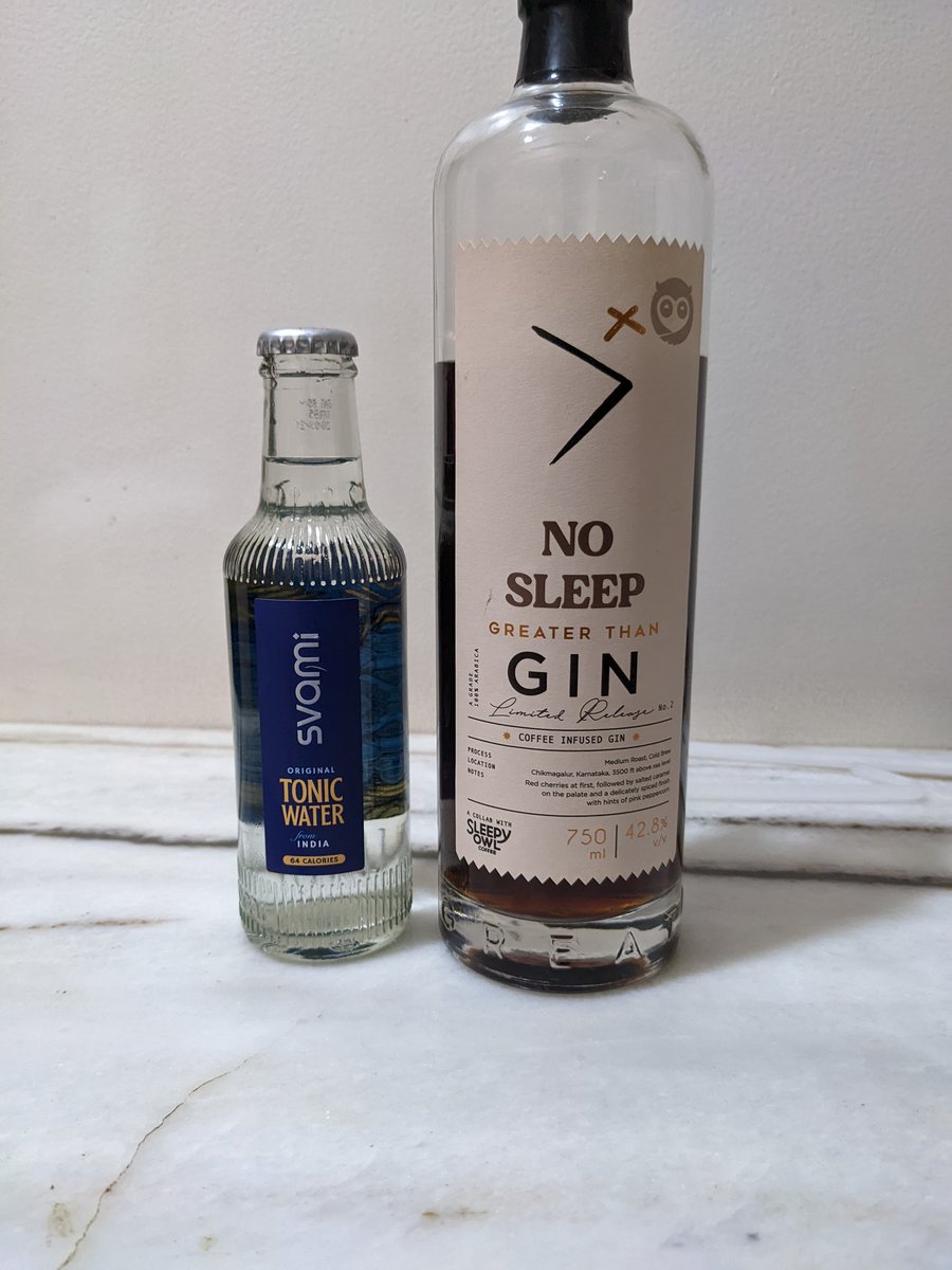 Ending weekend with this beautiful Gin! <a href="/greaterthangin/">Greaterthangin</a> <a href="/SvamiDrinks/">Svami</a>