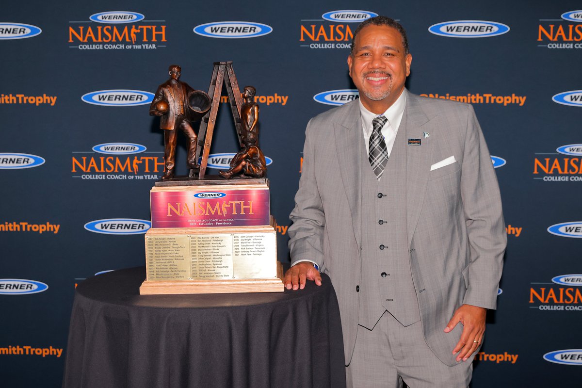 theScore's tweet photo. Providence's Ed Cooley named Naismith Coach of the Year. https://t.co/VvUPYGHoDI https://t.co/ESWdd2ryfg