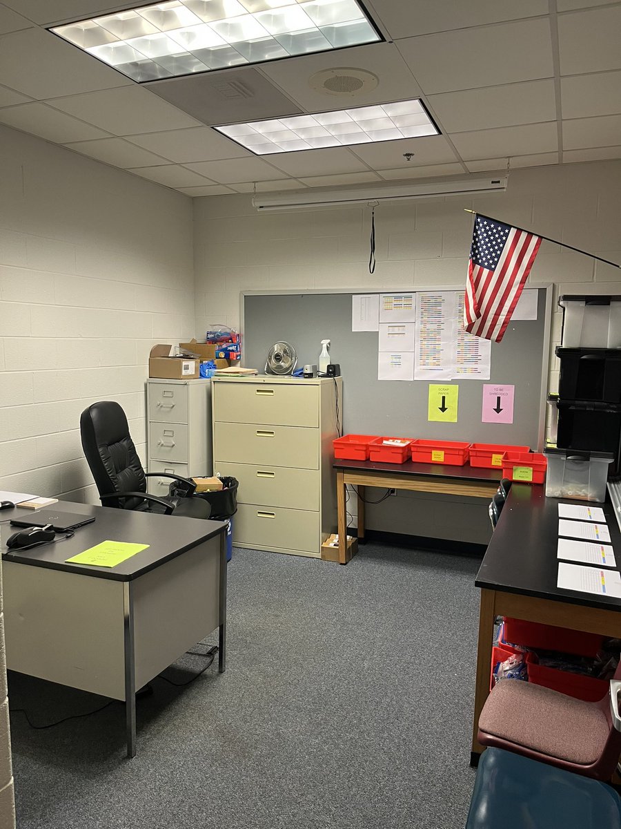 Derek Hoover-Beet tweet media