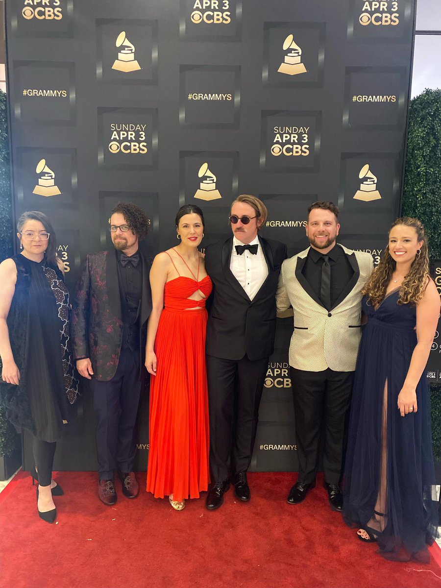 davidtlittle's tweet photo. GRAMMYS! https://t.co/jKPKYwg0sq