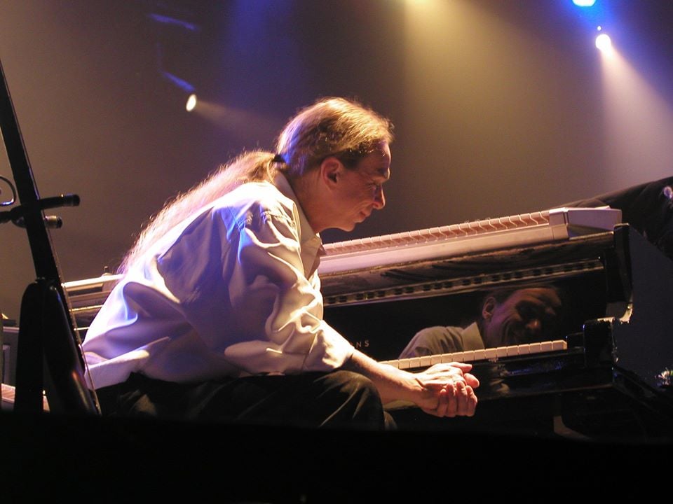 The late Lyle Mays wins posthumous Grammy for Best Instrumental Composition for "Eberhard;" his niece, Aubrey Johnson, accepts the award on his behalf. It is Lyle's 12th Grammy, most of them with the Pat Metheny Group.