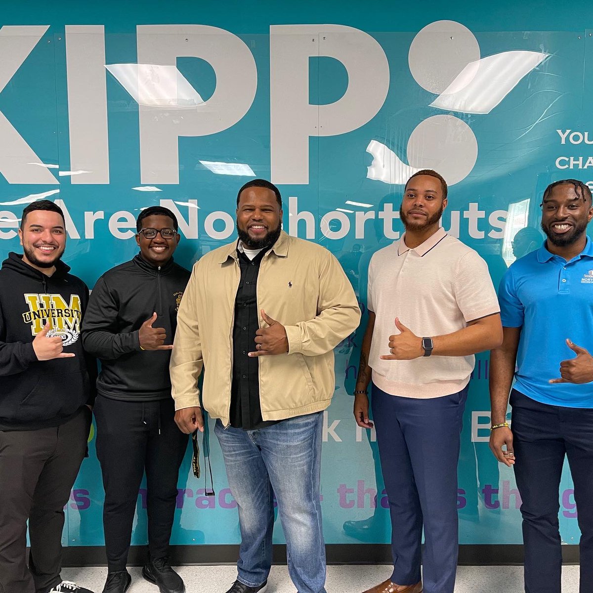 HoustonAlphas's tweet image. Thank you to everyone for coming out to #HMAlphaWeek

Special thanks to our own  @uh_deltas &amp;amp; @UHAKAs for the successful collab events 🙏🏾

Stay tuned for more upcoming events this semester and follow us on all socials ‼️

#Freemyneos #LLHM 🦍