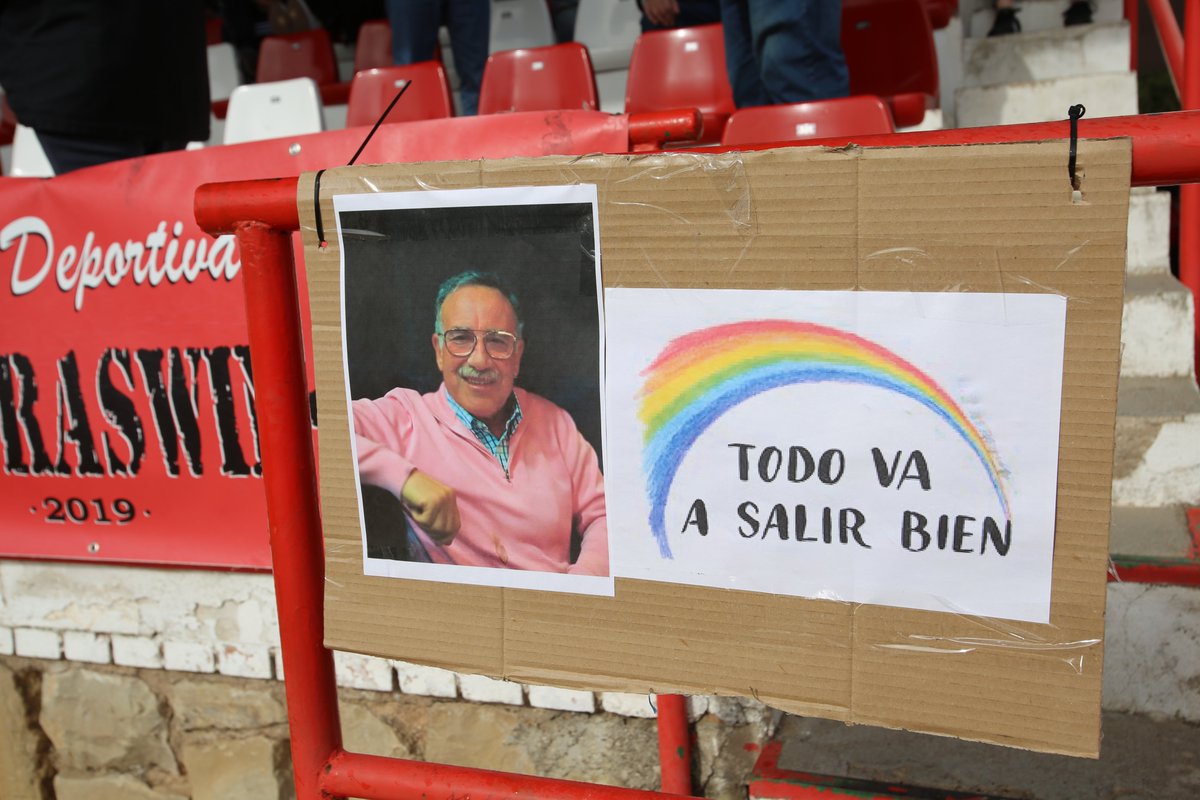 Desde el CD Torreperogil y su familia nos sumamos al grito de esperanza y ánimo que hoy se escuchaba en nuestro estadio con todo el cariño hacia Roque Reyes, no solo una persona imprescindible en el fútbol modesto, para nosotros un amigo. Roque mucho ánimo. <a href="/PUltraswin/">PEÑA DEPORTIVA ULTRASWIN</a>
