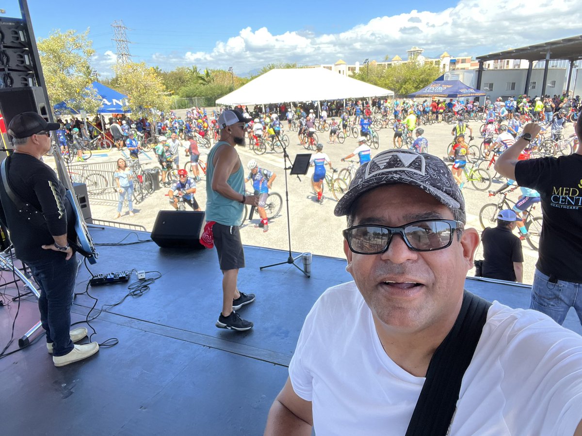 TonyMerk's tweet photo. Med Bike Rally… gracias a @Med_Centro por hacernos parte de tan excelente actividad. #Back2the80s Rock band. @keyschem
“Del Mar pa’ acá es de nosotros”. https://t.co/fk0RiblBMX