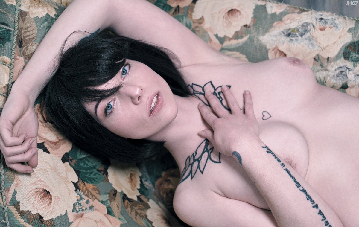 Oh, hey 🖤
📷 @jh67dk 
💄<a href="/AnneliCaicedo/">MissACaicedo</a>