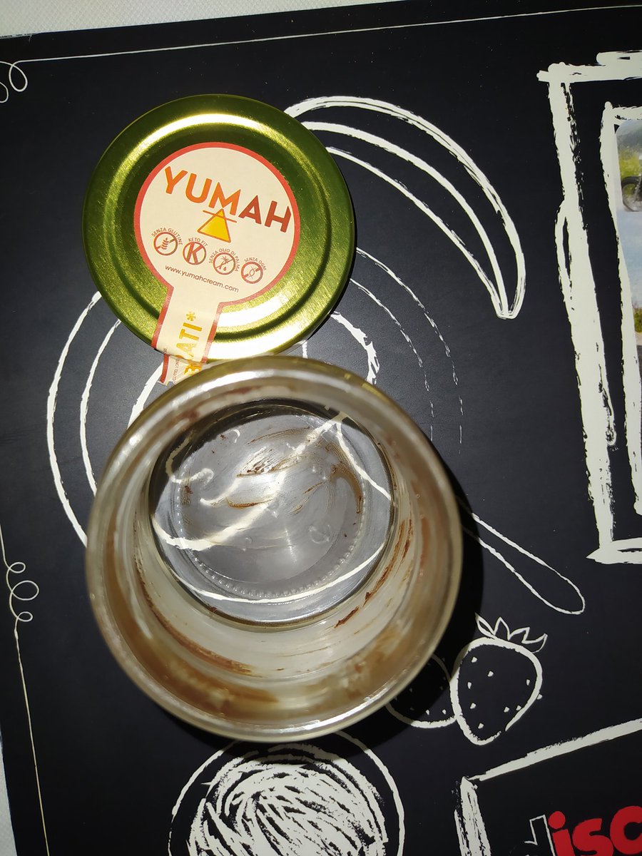 AEgiziana's tweet photo. E ora? Non ci posso credere, è finita! 😭😭 la bontà fatta con -70% di carboidrati... prima che finisse!
@trnd_italia @yumah_cream #yumahmoments #progettotrnd #testing #cremaspalmabile #nocciolaecacao #breakfast https://t.co/CXtDfdzrcJ