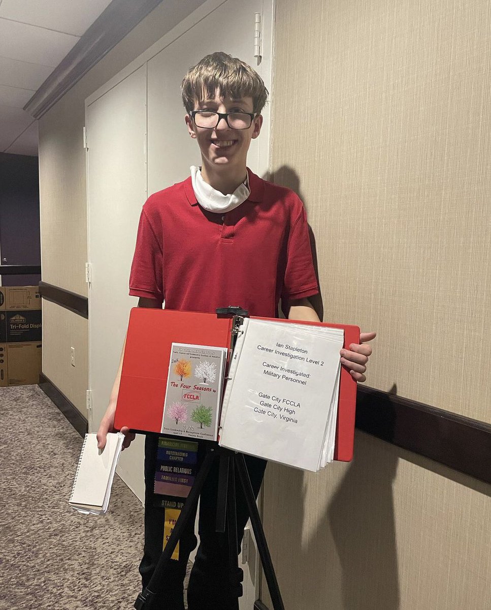 virginiafccla's tweet photo. We are proud of the #FCCLA members who competed in STAR Events at our 2022 #VAFCCLA State Leadership and Recognition Conference in Virginia Beach! The @NationalFCCLA members and competitors featured here are from Gate City High School. Thanks for being part of #SLRC22, @fcclagc! https://t.co/1tdIxEfiGB