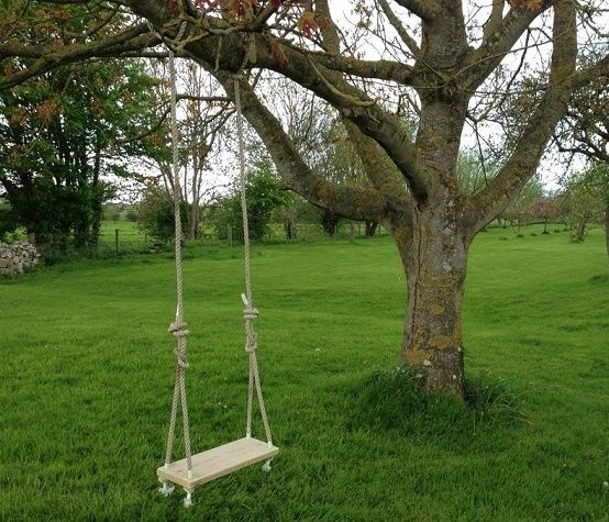 Watch Roxi Lips's leaked NSFW photo on TwXstars