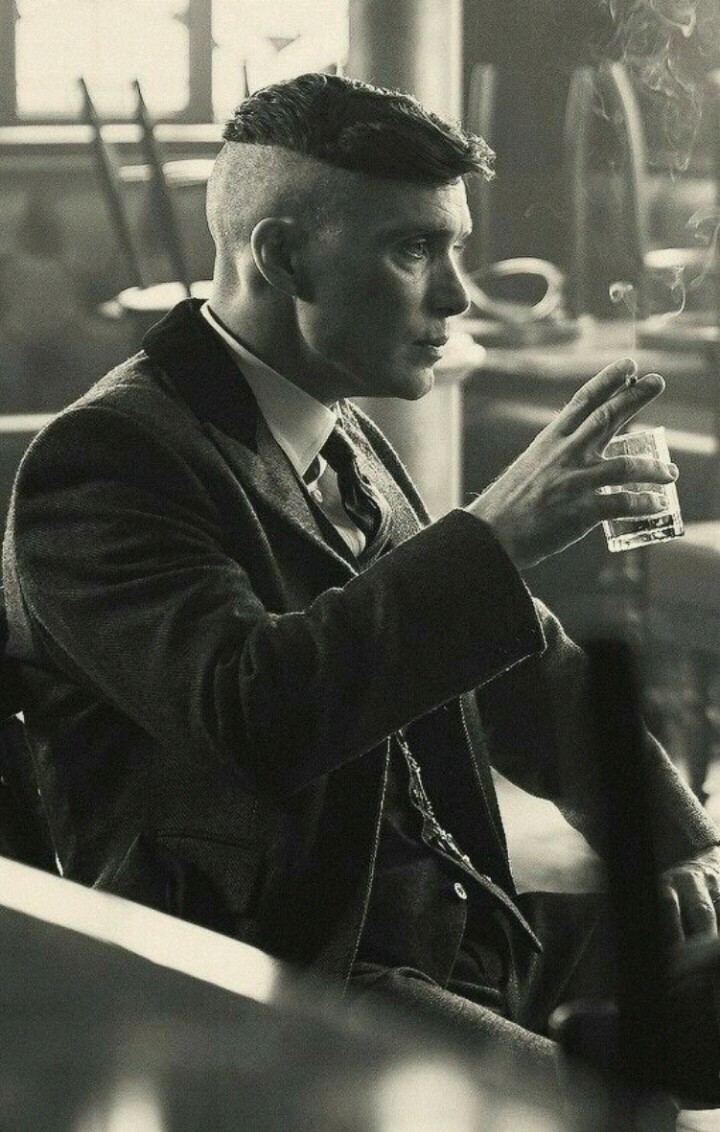 cheborion_'s tweet image. One Last Time.

By Order of The Peaky Blinders.
#thend.