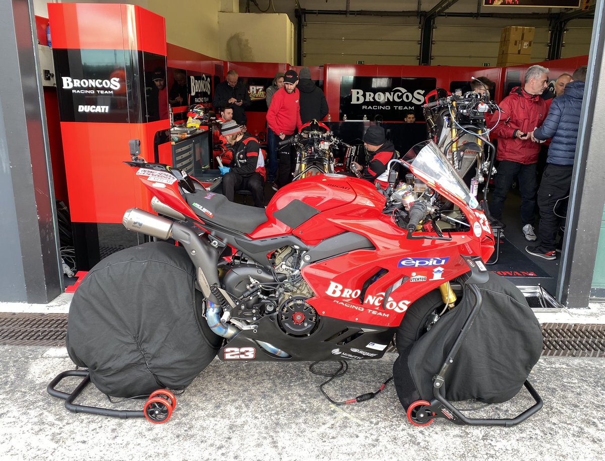 MotoSPECprogram's tweet photo. Great weekend supporting customers at @circuitomisano CIV! Looking forward to visiting again soon.
#MotoSPEC #chassisprogram #chassissoftware #leanangule #superbike #motoamerica #bsb #asbk #arrc #fsbk #wsbk #motogp #moto2 #moto3 #cev #civ #britishtalentcup #europeantalentcup https://t.co/irRwqXYR5p