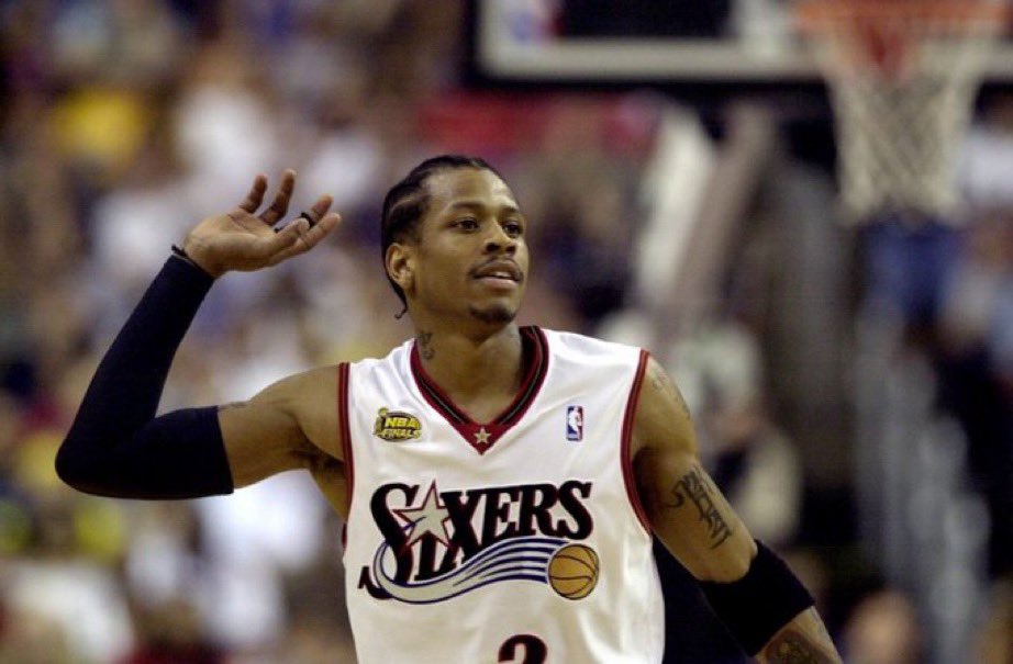 BBallGround's tweet photo. 1v1 in their prime who wins?
Retweet for Iverson
Like for Kyrie https://t.co/3Ko7O5T7ev