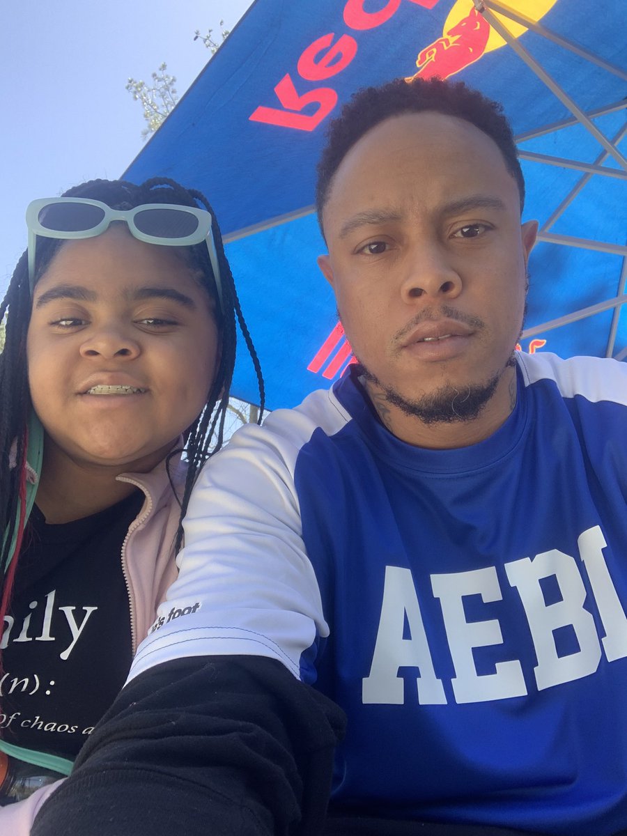 Eldorado2452's tweet photo. Sunday Funday with My 🥎 Baby/ Coach! Let’s Play Ball!
We’re Celebrating #404Weekend and playing 404 Celebrity Softball Game (Tourney) with some of your favorite #HomeGrown brands
My baby came to coach me, let me use her bat and make some I don’t embarrass the Thomas name😳🤣 https://t.co/iWGj0h0oSX