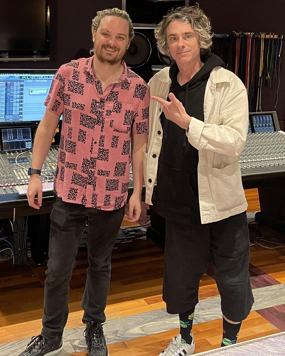 Whoever said never meet your idols was wrong!  I had an epic time yesterday hanging with the legendary <a href="/mattmahaffey/">matt mahaffey/sElf</a>.  ‘15-year-old Kane’ would never have believed me if I told him what life would be like one day or that so many of my hero’s would become my friends. ✌🏻❤️🎵