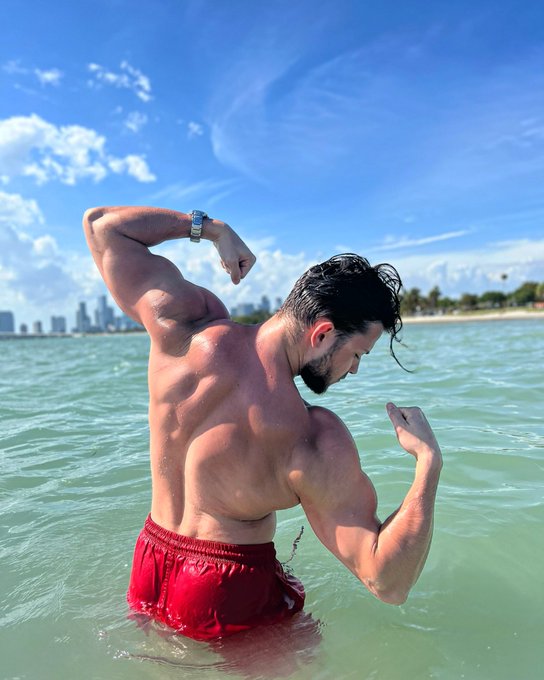 it was nice to meet finally the great USA amazing people and interesting culture i will definetley come