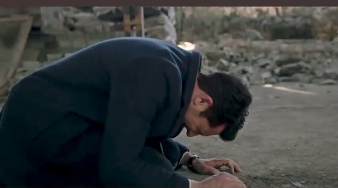 Seni böyle ağlatan hayat,bize neler yapmaz be savcım...
#Yargı #hançer