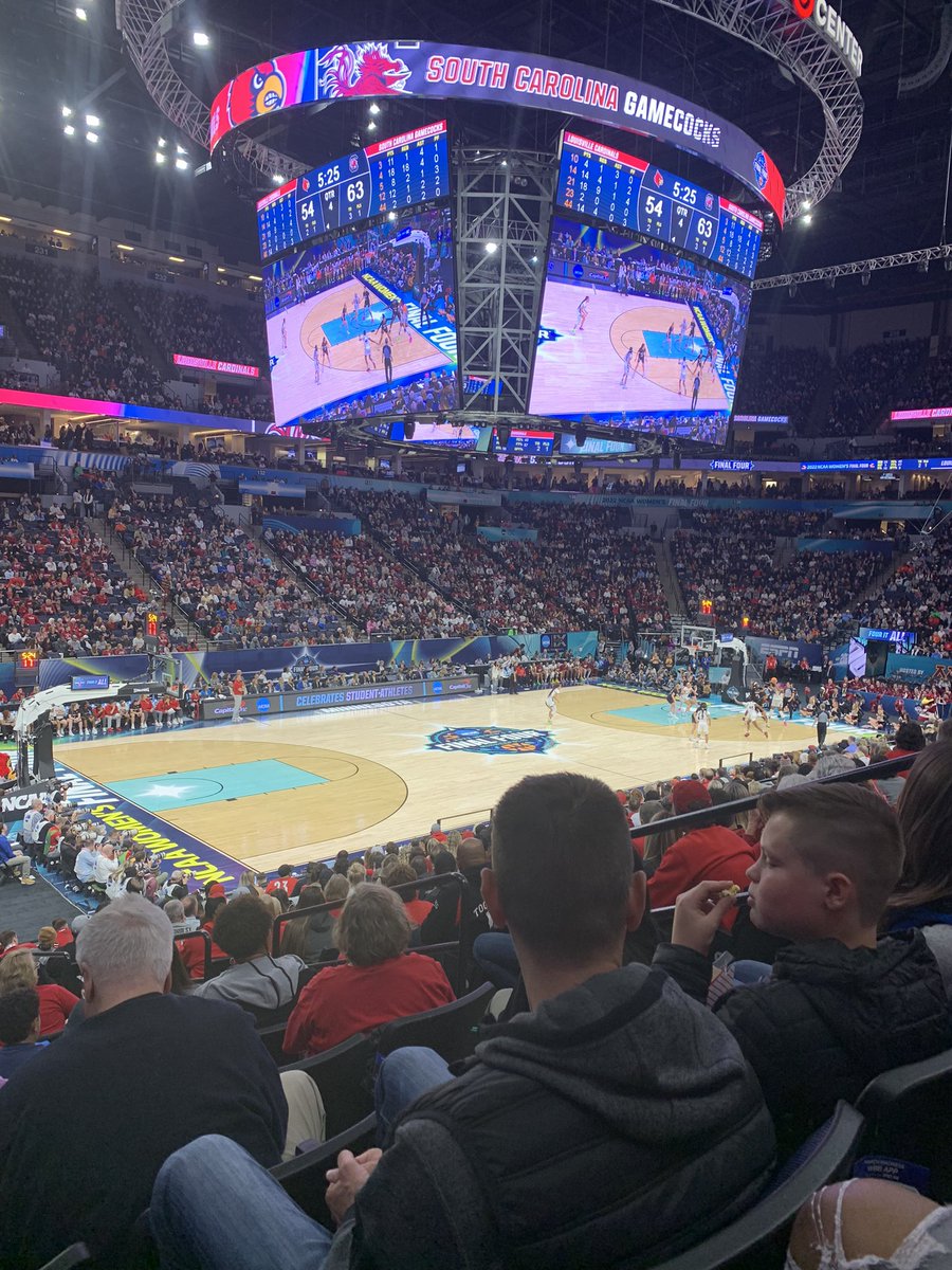 Thank you <a href="/BlueStar30s/">BlueStar30</a> for the awesome weekend in Minnesota ! I had a great time at the games , your camp , and hanging out with my dawgs 🤍🫂 <a href="/naomi_white25/">Naomi White</a> <a href="/Destiny_smith02/">Destiny</a> #bluestarsaturday