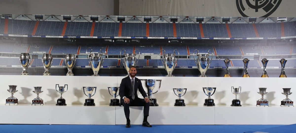GlobalNews1443's tweet photo. Sergio Ramos, having just come on in 72nd Min, is being loudly booed and whistled by the PSG fans every time he touches the ball.
Remind you he alone has more Trophies than Entire @PSG_inside
#Ramos @SergioRamos #psgvslorient #Mbappe #Neymar #messi https://t.co/NsepNa6M0g