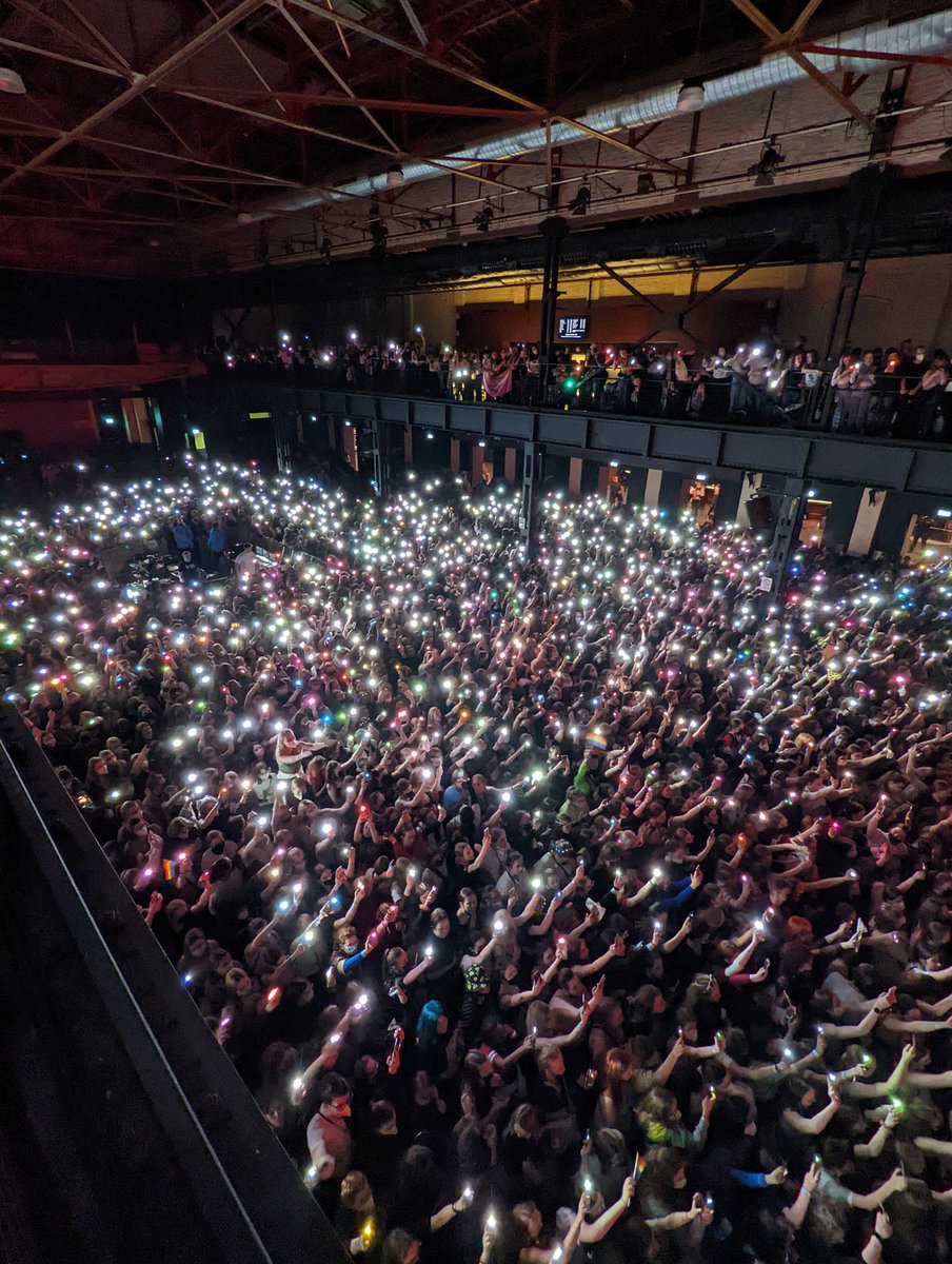 lwtpez's tweet photo. COLOGNE WE DID IT 
#LTWTCologne https://t.co/75P1rqh1jr