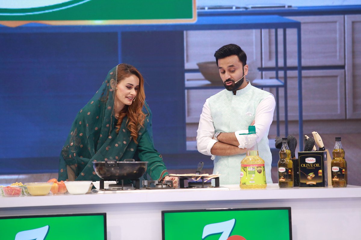 DanishSays2's tweet photo. Shah jee &amp; WB.. Asi Monitoring to inlaws me bhi nhee hoti hogi jesi aap donon sir pr khray hokr kr rahy hen..😂😂😂😂😂

#shaneramzan 
#waseembadami #monthofgood #mubarakmaheena #ramzanspecial #1stroza @iqrarulhassan
@arydigitalasia @WaseemBadami https://t.co/TZPWlHggO5