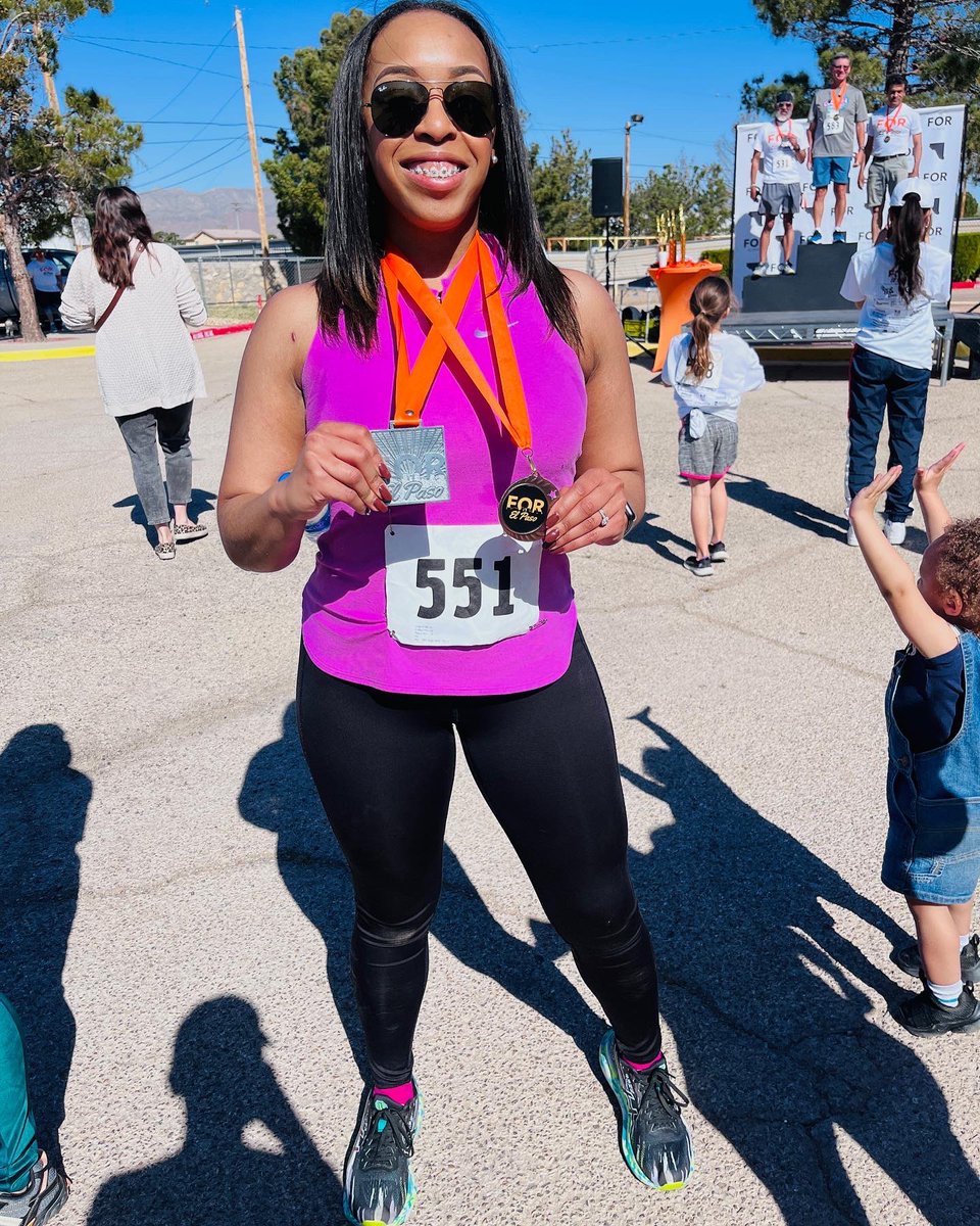 CrystalHow_TV's tweet photo. I did a thing yesterday.
Won a race and broke my 5k PRs. ๐๐ฅฐ
#Strava #5k #ForElPaso https://t.co/gHhkH2nQyK