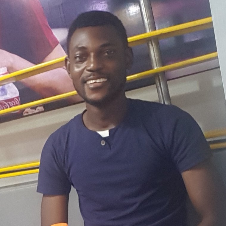 jide99's tweet photo. #NewProfilePic https://t.co/q0EKiydJYq