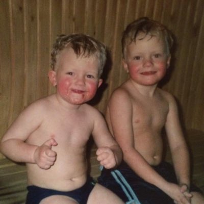 flaaddjemark's tweet photo. #NewProfilePic Bröderna Flädje https://t.co/BurLaeihyU