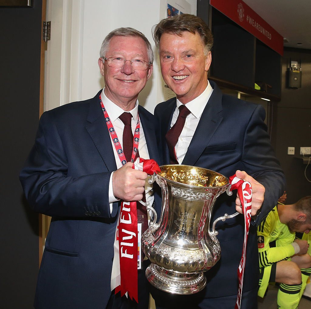 ManUnitedZone's tweet photo. Our best wishes to Louis Van Gaal who has announced he is battling a aggressive form of prostate cancer 🙏💔 https://t.co/YP2AXE1BcF