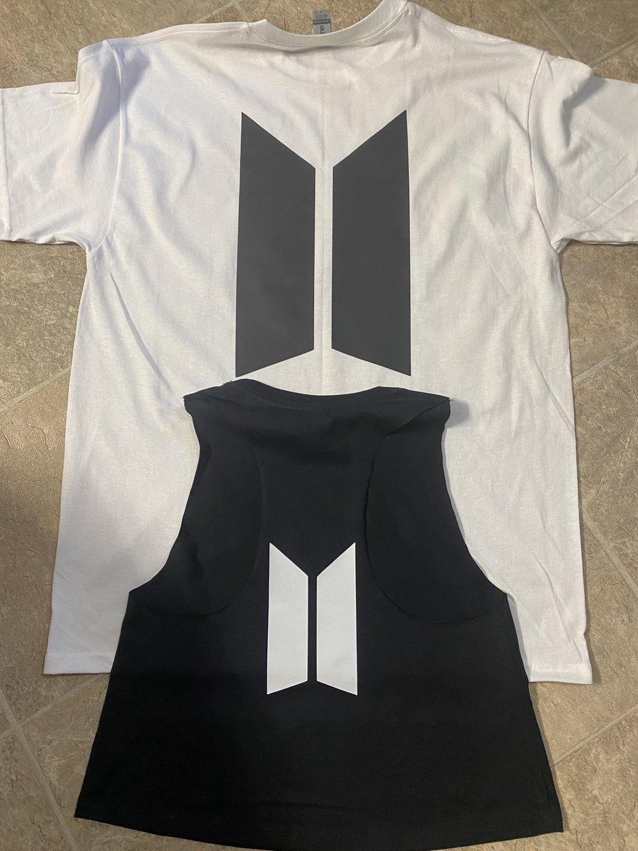 Sopeys_Shop's tweet photo. Customer order 💜🖤🤍 https://t.co/ROTZMbIBvK
