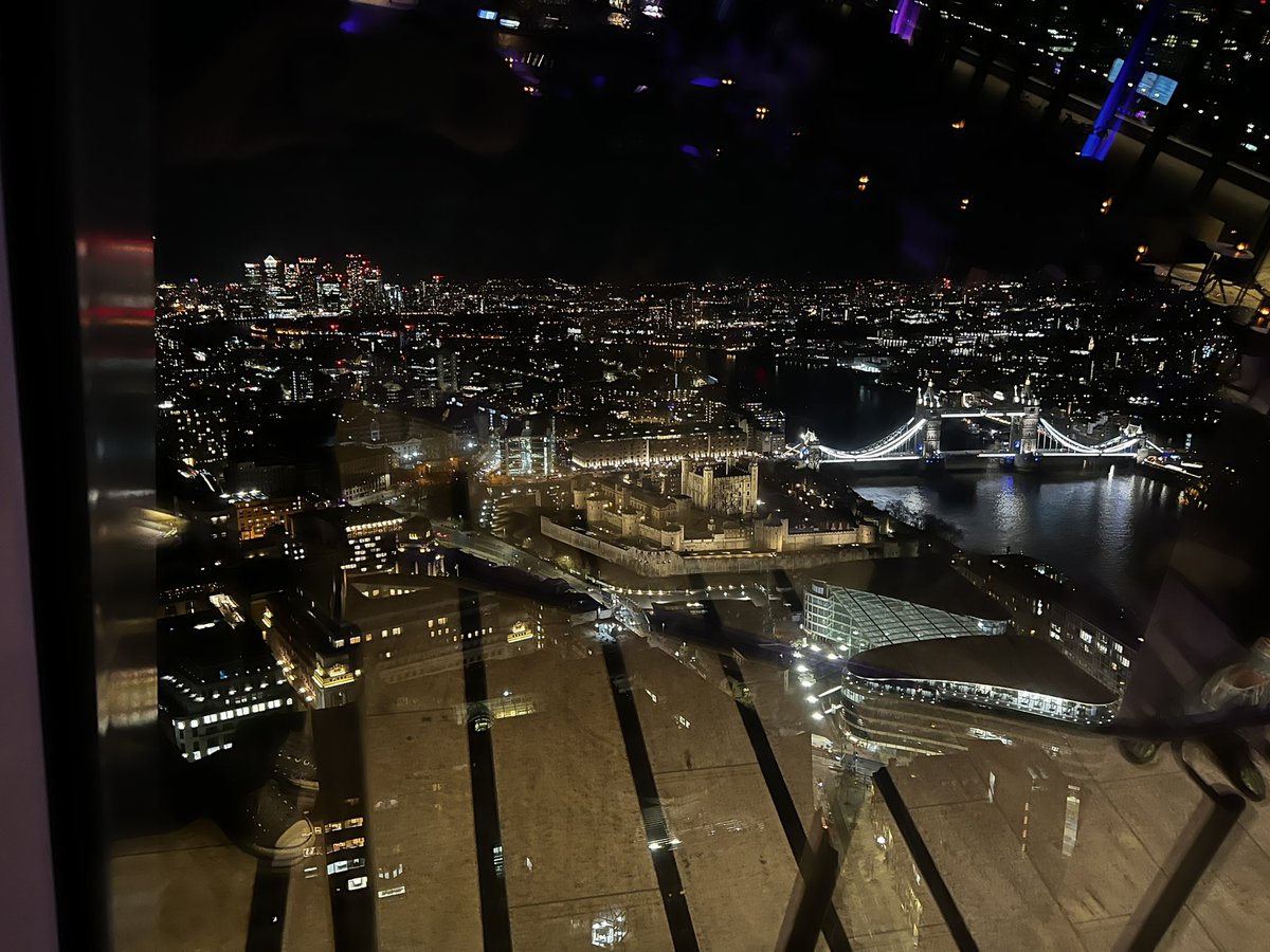 Lovely meal and a great evening.  The Tower of London and Tower Bridge from <a href="/SG_SkyGarden/">Sky Garden</a>