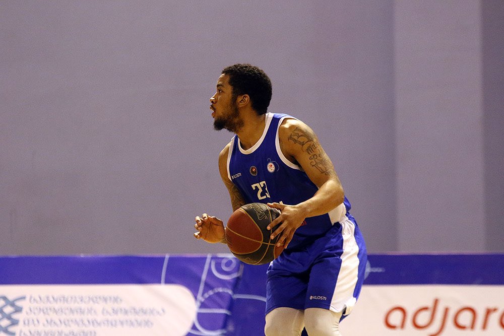 _ImNeVeROfF's tweet photo. If not me then who⛹🏽‍♂️ https://t.co/3EVccgETsA