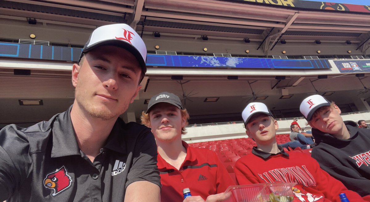 bjsplane's tweet photo. #GoCards https://t.co/Qanxxi8XCN
