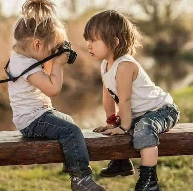 عندما أسدي إليك نصيحة
فلا تأخذ عني صورة أنني مثالي !
فأنا قد أنصحك لتكون أفضل مني
كما أن الله قد يعطيك إرادة وقوة لتبلغ عنده 
ما لم أبلغه ، النصح محبة وليس إثبات أنني الأفضل ..

#لـورد