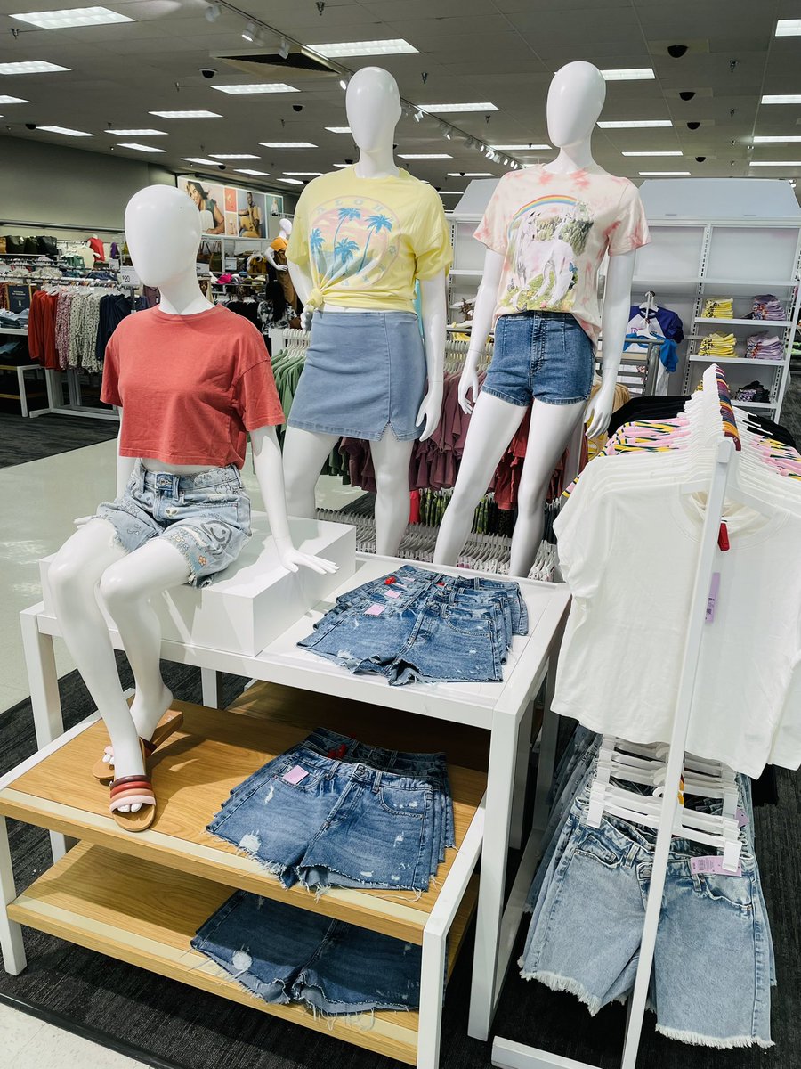 Amy Slagle tweet media