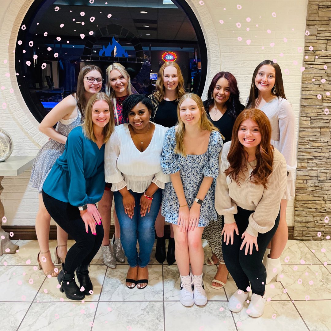 The 2021-2022 EIU Pink Panthers Dance Season has come to an end. We had such an amazing experience this season🥰We cant wait for next year to do it all over again💙We are so proud of the dancers and their growth. Stay tuned for the 2022-2023 Season Tryout Information!