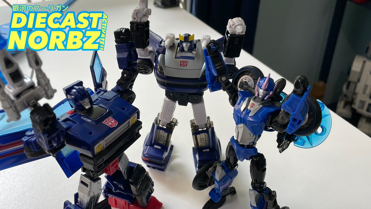DIECAST_NORBZ's tweet photo. Blue Team… GO!!!!!
Also, guard my Sapporo, Silverstreak!  I’ve been waiting almost a lifetime for you! 😊

#diecastnorbz #galactichooligan #TOYHOOLIGAN #TransformersHooligans #Arcee #Skids #Silverstreak #TransformersLegacy https://t.co/K0d1OOaTPB