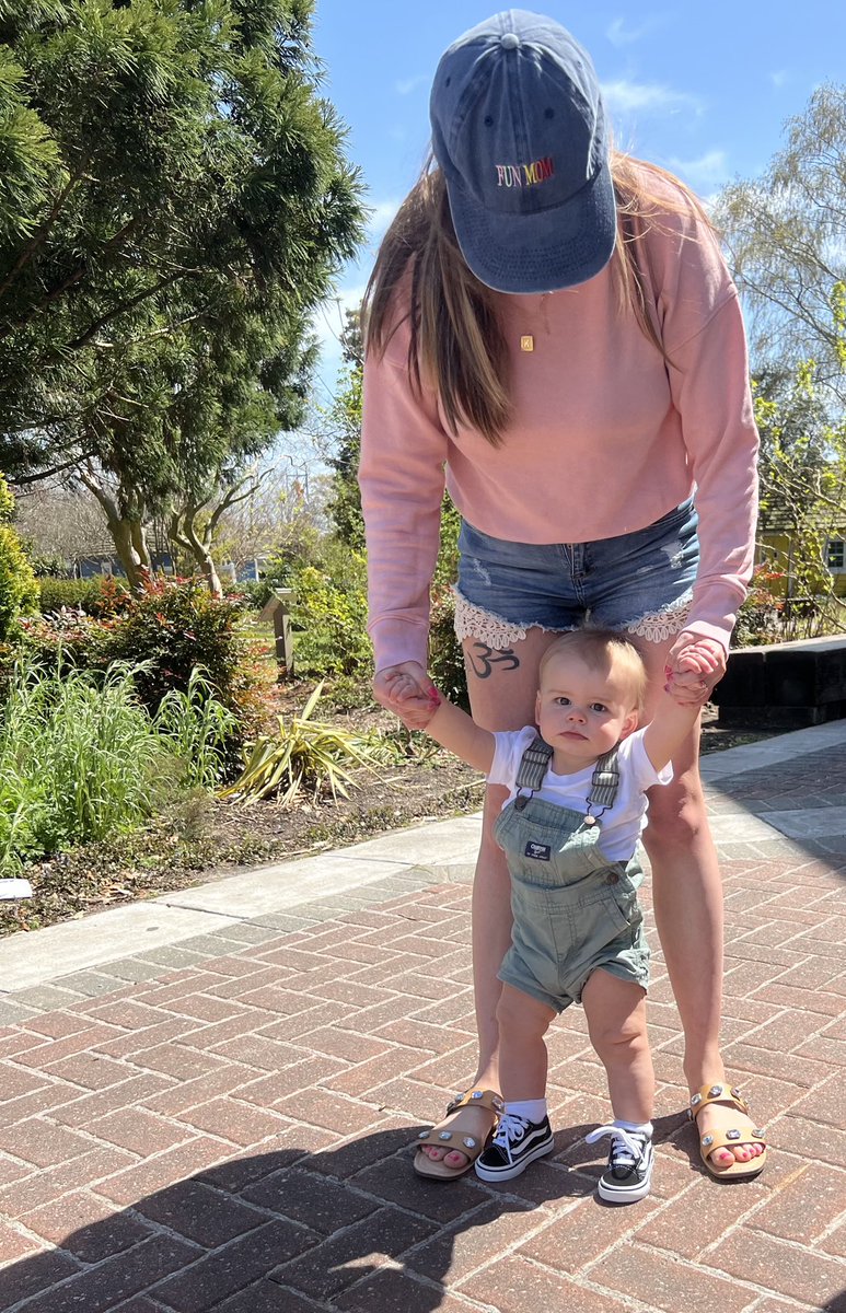 KarmynSiefring's tweet photo. my forever adventure buddy🦒 https://t.co/rkijyrpXoR