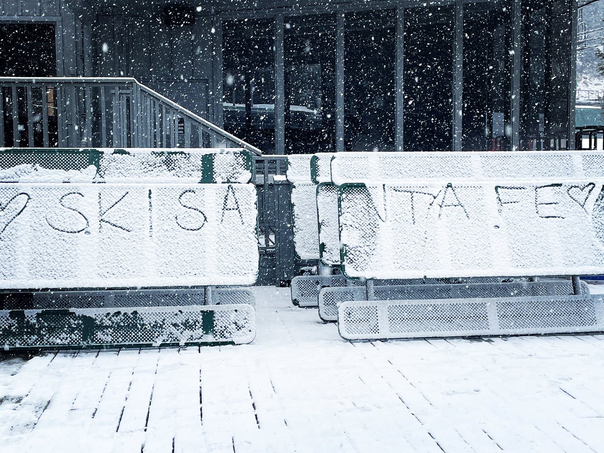 Ski Santa Fe is now closed for the 2021/22 winter season. Thank you to everyone who joined us on the slopes this season, we look forward to seeing everyone next winter!

#skibueno #skisantafe