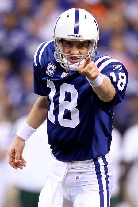 JasonThomasXL's tweet photo. Who is the GOAT Quarterback in your eyes? 

Retweet for Brady

Like for Manning 

#NFL https://t.co/CoSrUWnEVD