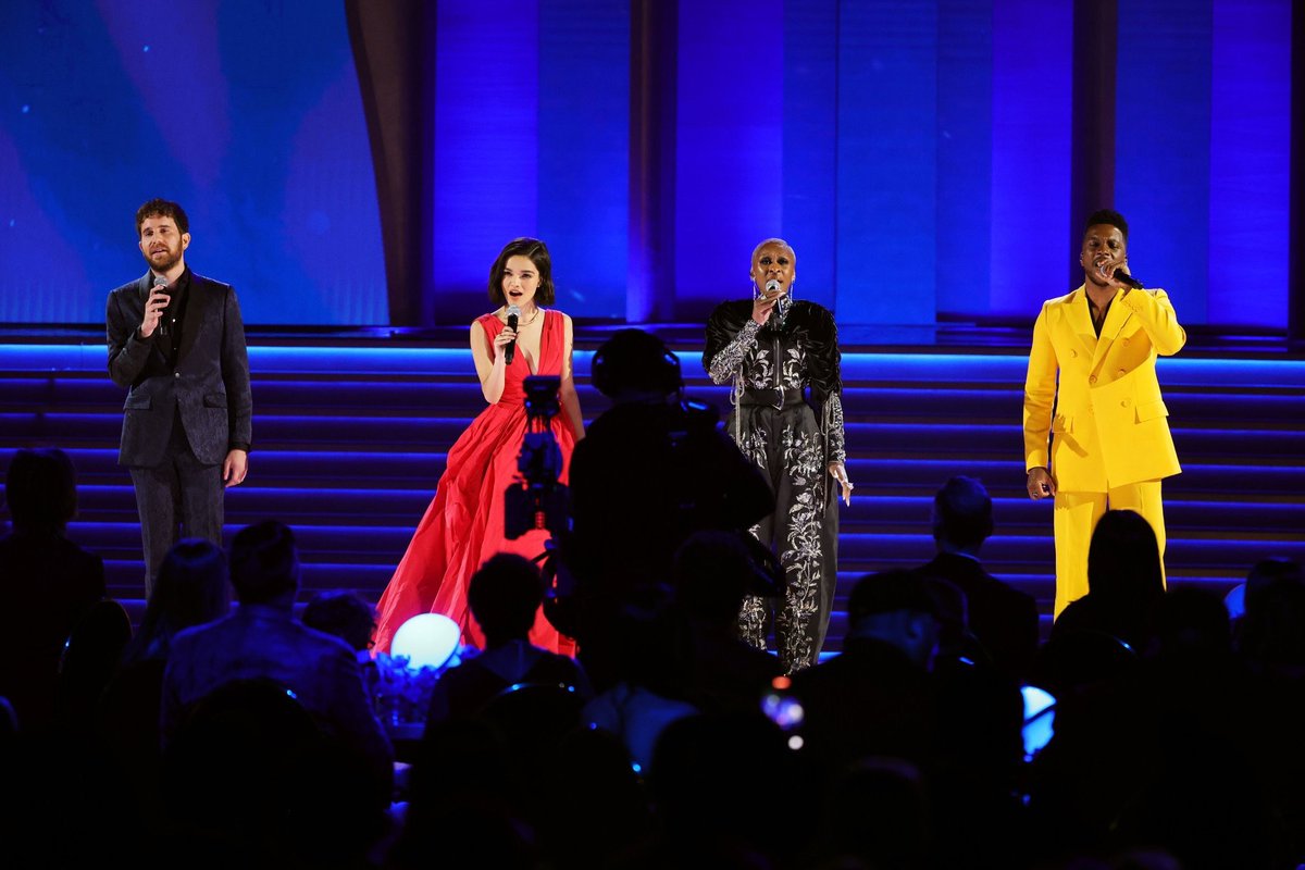 Songs for a New World (1995)

#GRAMMYs