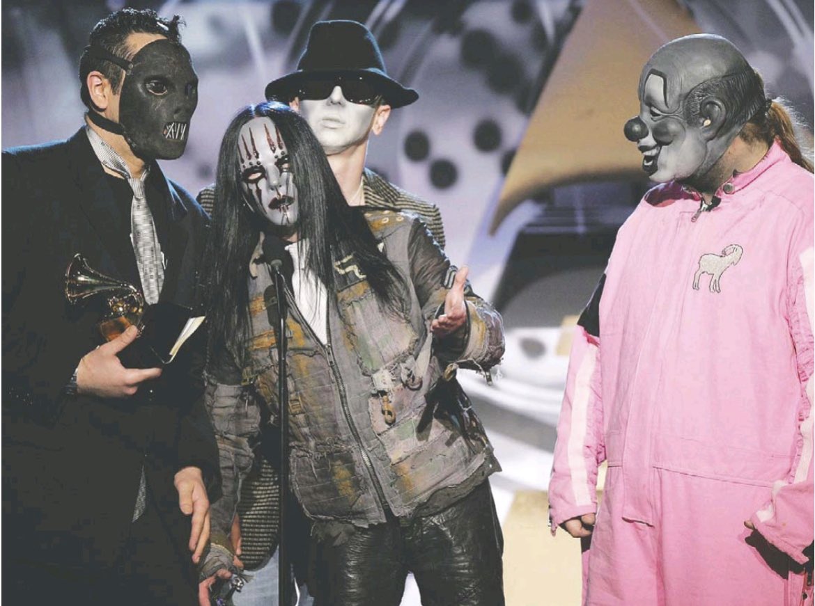 Rock Feed 🎸 on Twitter "Here’s Joey Jordison accepting the Grammy his