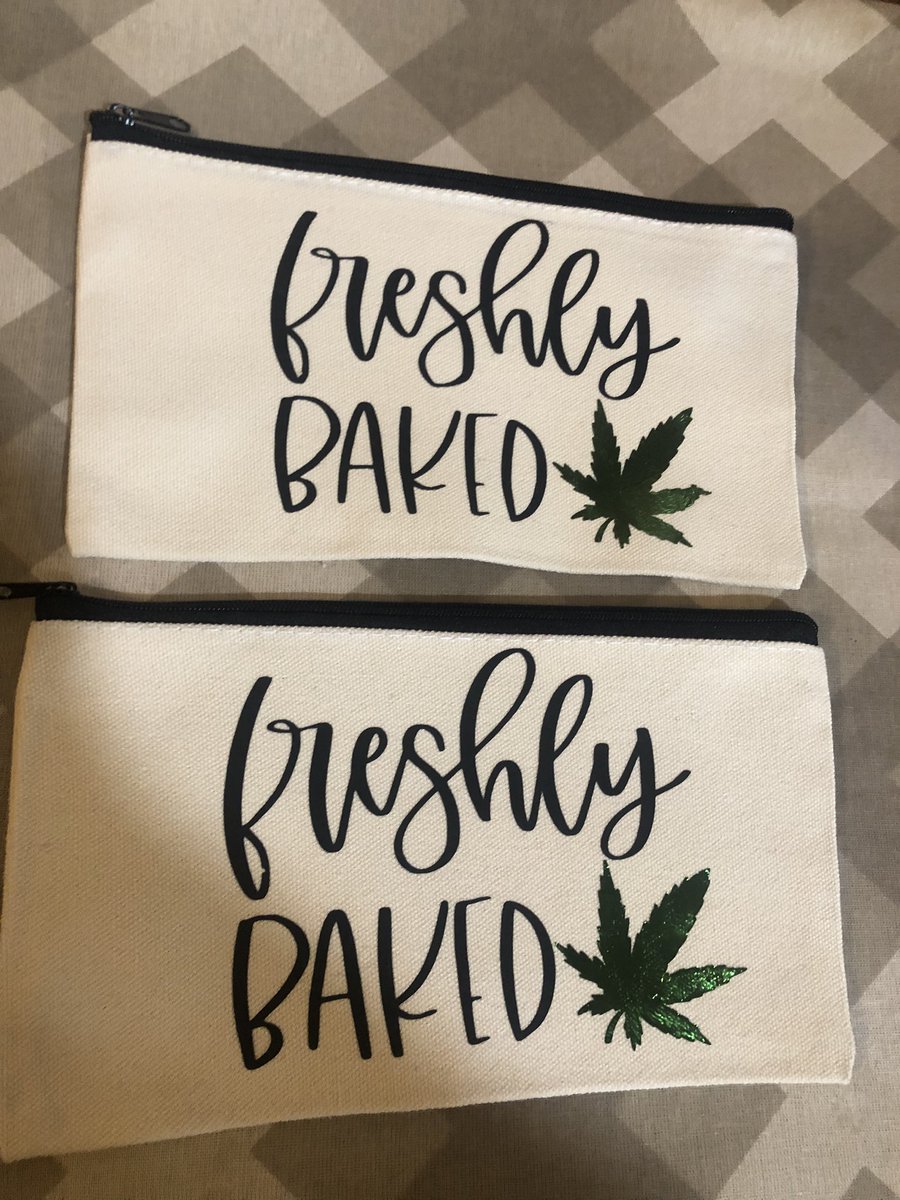 SheSnacksStoned's tweet photo. @dylorimer I just got stoned and ate half a Red Baron pizza. Also I made these today https://t.co/al5vHCvIhp
