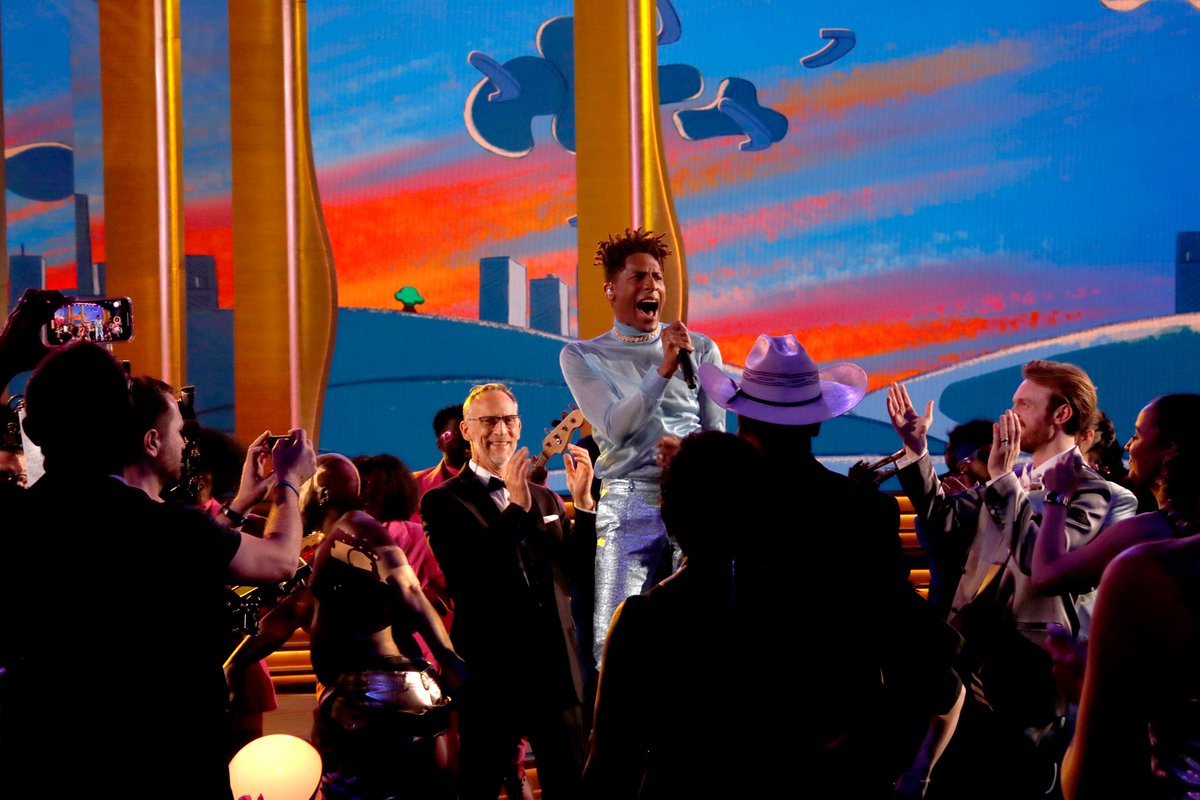 RecordingAcad's tweet photo. RT if you became an instant @JonBatiste fan . . . . . . . #GRAMMYs https://t.co/ZfvuvuDq8f