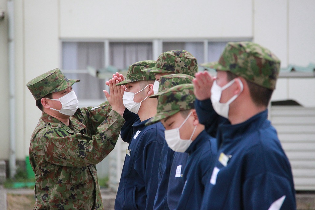 敬礼 Twitter Search Twitter