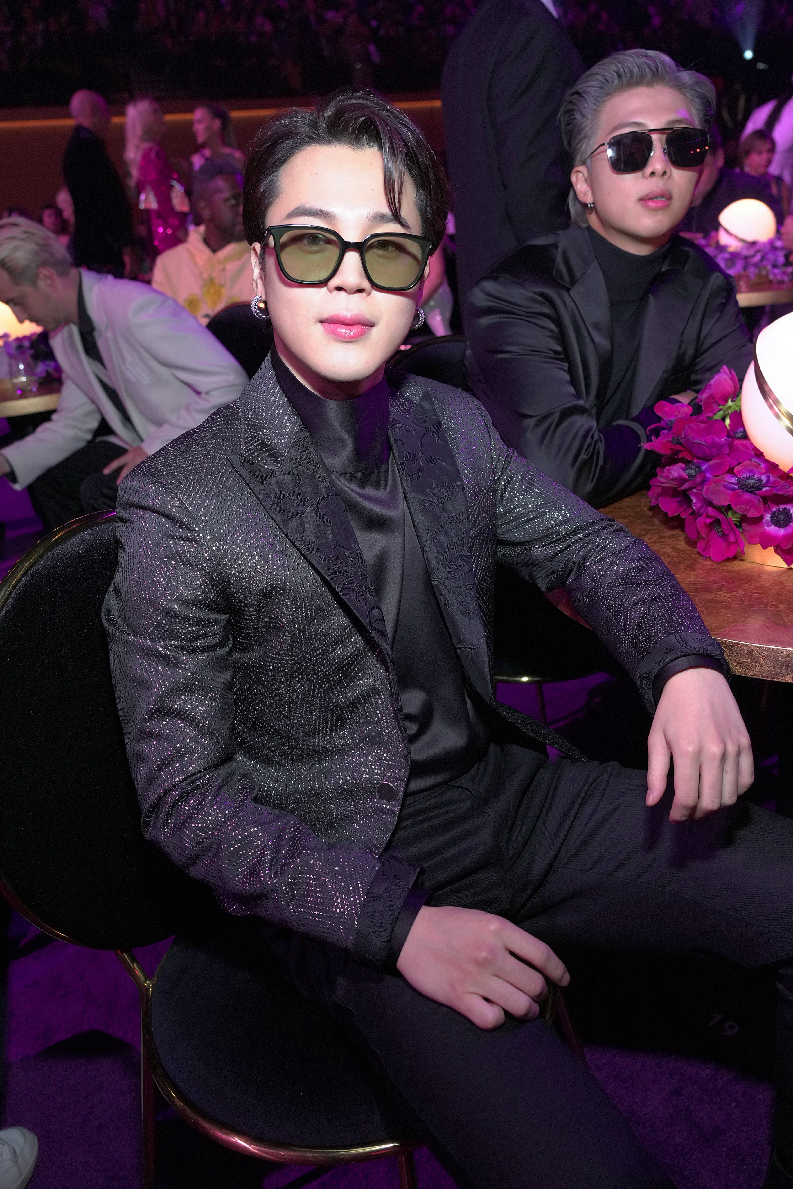 FPd7mD1UYAA0aJ9?format=jpg&name=4096x409