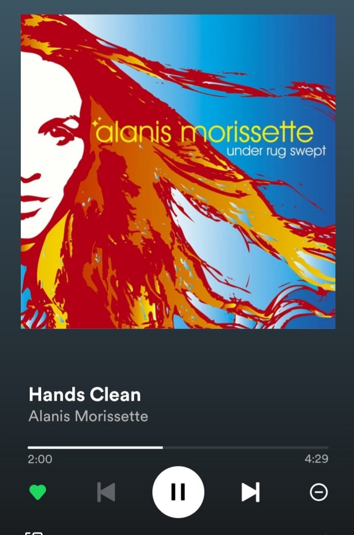 Keruska7's tweet photo. "What part of your memory is selective and tends to forget?"
#sundayvibes #atnight #alanis #alanismorissette #musica https://t.co/Kw94XZYOG1