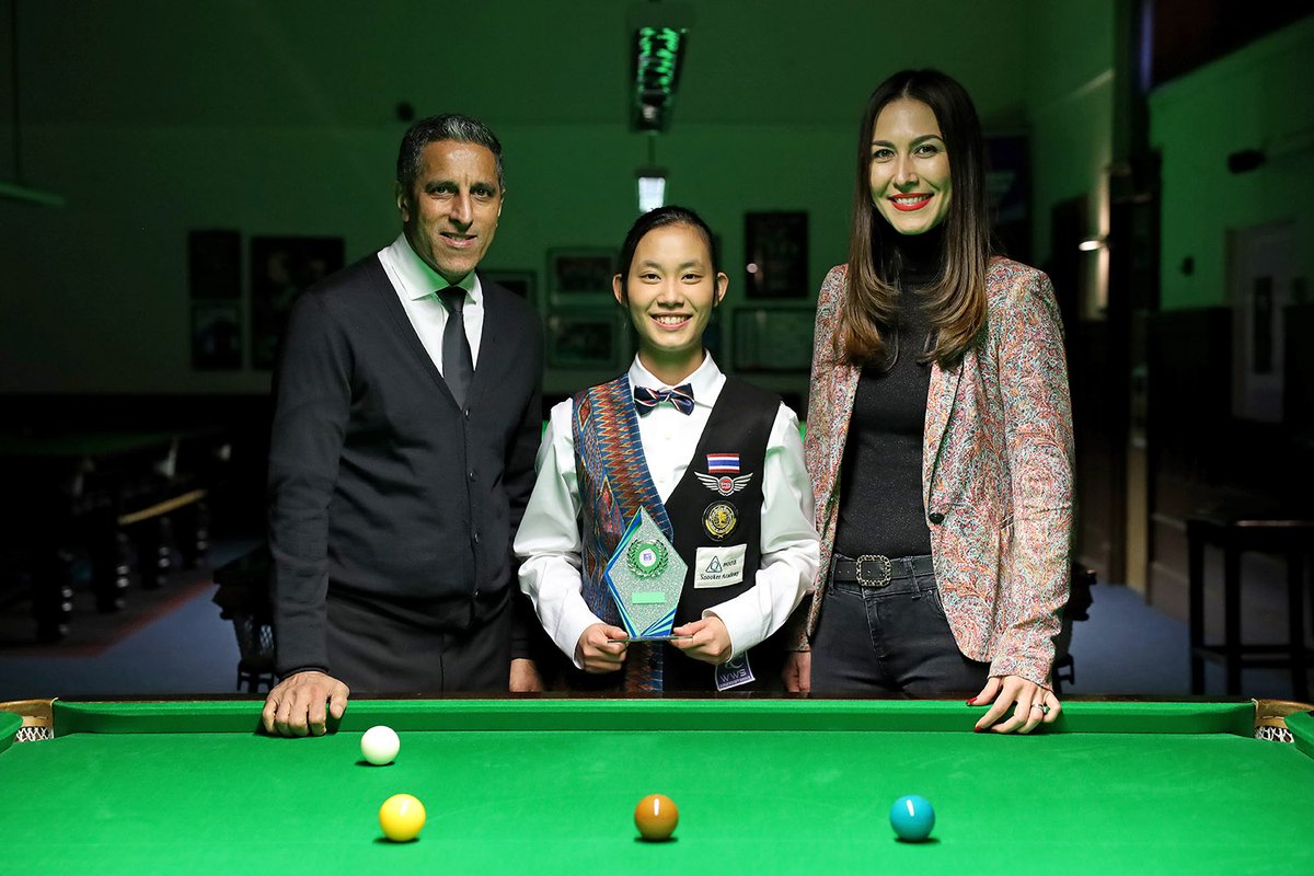WomensSnooker's tweet photo. Congratulations to Ploychompoo Laokiatphong (Under-21), Tessa Davidson (Seniors) and Sarah Dunn (Challenge Cup) - our three side-tournament champions at @TheWinchesterSC this weekend! 🏆

#WomensSnooker https://t.co/xOiHqIsp8A