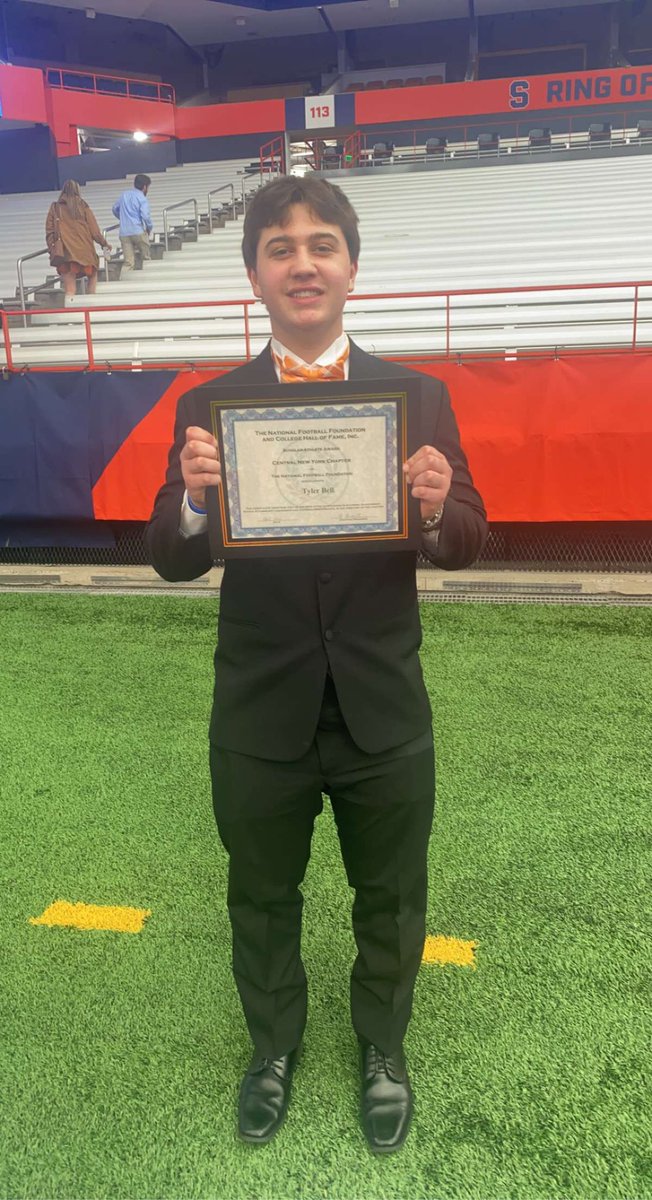 Tyler_bell12's tweet photo. Extremely blessed to have received this amazing honor!! @FootballCny @DepardeK https://t.co/eCi7ldV6Zk